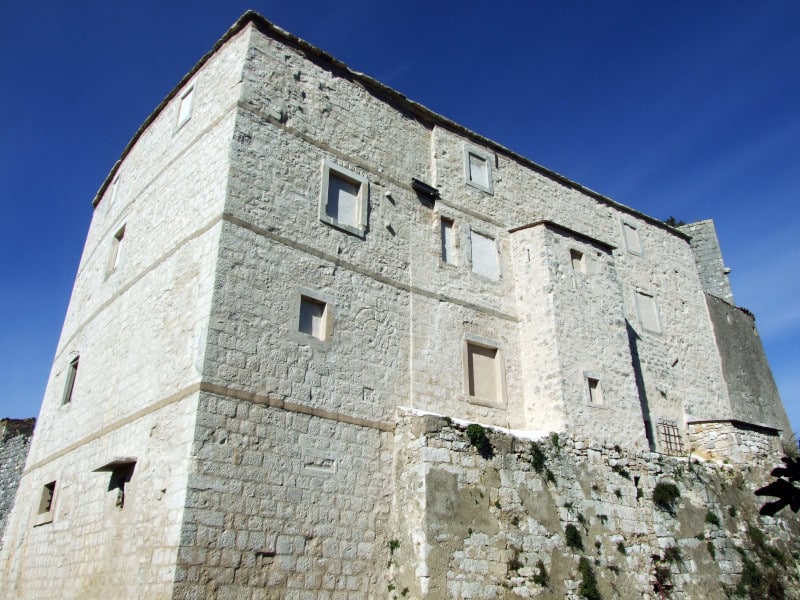 Krsan Burg